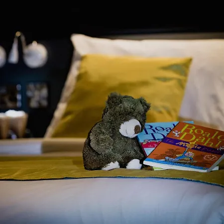 Claregalway Hotel Отель