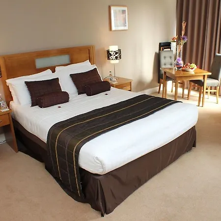 Отель Claregalway Hotel Клэрголуэй