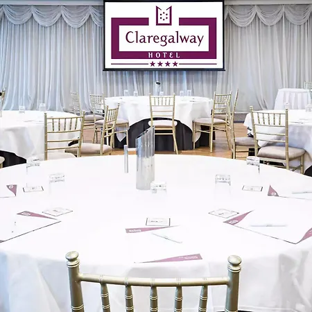 Hotel Claregalway Hotel 4*